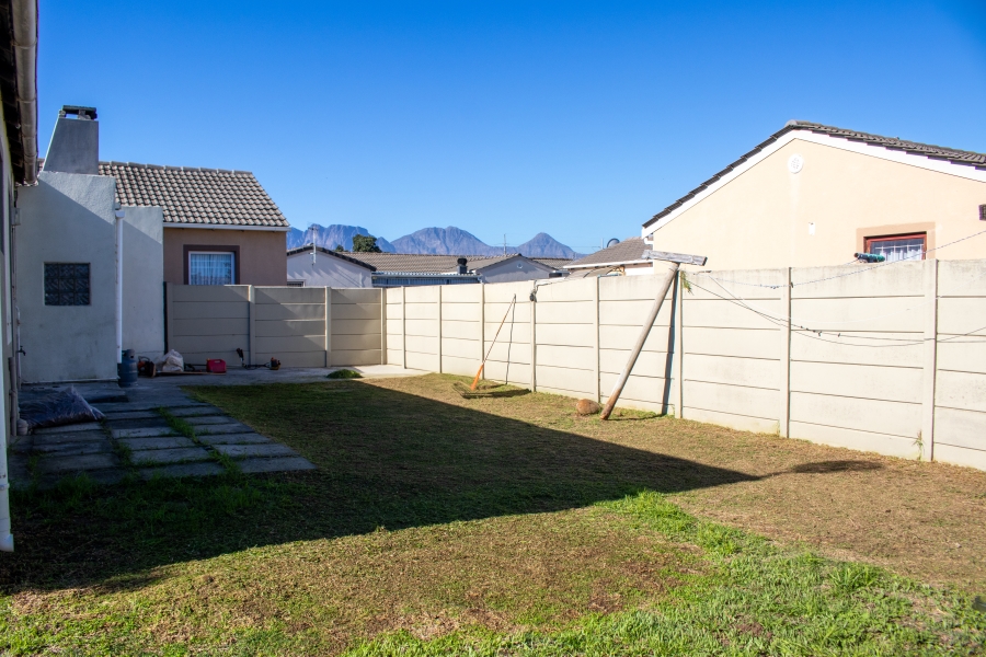 2 Bedroom Property for Sale in Victoria Park Western Cape